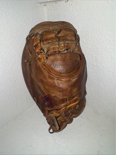 Vintage 1940s/1950s Rawlings GS "The Improved George Sisler" First Base Mitt