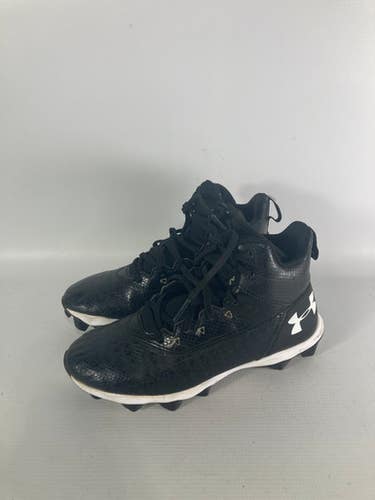 Used Under Armour Junior 05.5 Football Cleats 11834-s000025351