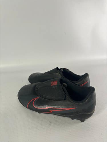 Used Nike Youth 11.0 Cleat Soccer Outdoor Cleats 11834-s000019111