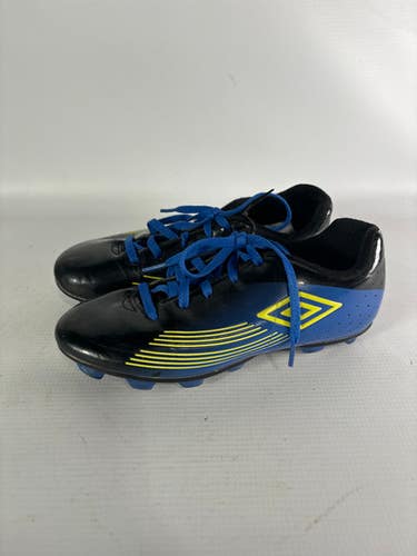 Used Umbro Junior 02 Cleat Soccer Outdoor Cleats 11834-s000020426
