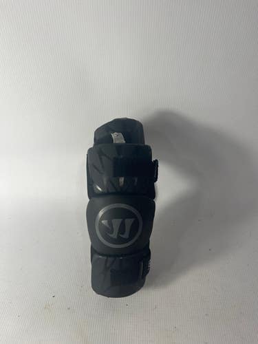 Used Warrior Warrior Blk Hockey Elbowpads Md Hockey Elbow Pads 11834-s000012248