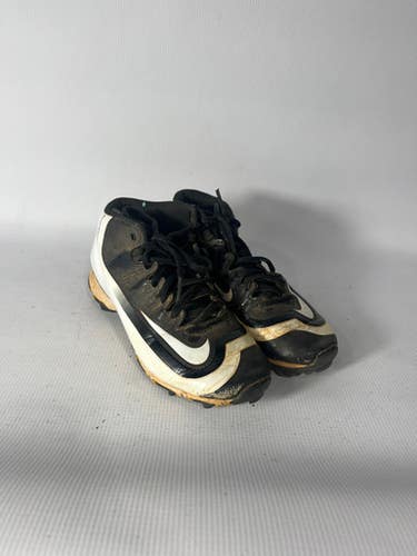 Used Nike Nike Bb Cleat Size J6 Junior 06 Baseball And Softball Cleats 11834-s000011553
