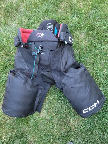 Men's Senior Large CCM JetSpeed FT6 Pro Hockey Pants (New)