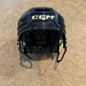 Medium CCM Tacks 920 Helmet (Used)