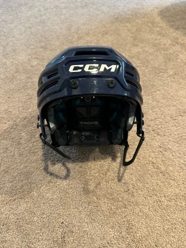 Medium CCM Tacks 920 Helmet (Used)
