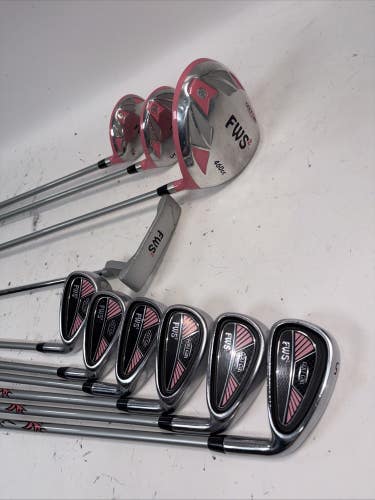 Golf Girl FWS2 Girls Golf Set w/ Bag, D, 3w, 5-PW & Putter, Pink w/ Covers - RH