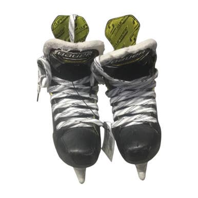 Used Bauer Supreme M4 Junior Hockey Skate Junior 02.5 11375-s000355472