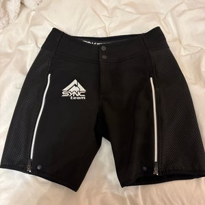 Black Medium Women's SYNC Shorts (New)