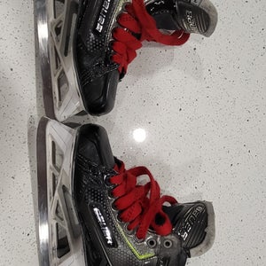 Bauer Elite Hockey Goalie Skates Size 3