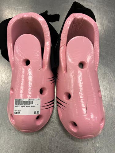Used Martial Arts Foot Pads Pink Sm 11339-s000184518
