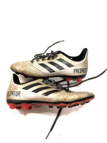 Used Adidas Soccer Cleats Grey Junior 03 11860-s000291251