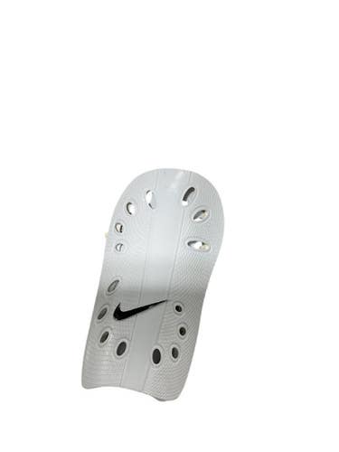 Used Nike Soccer Shin Guards Junior White Lg 11834-s000035748