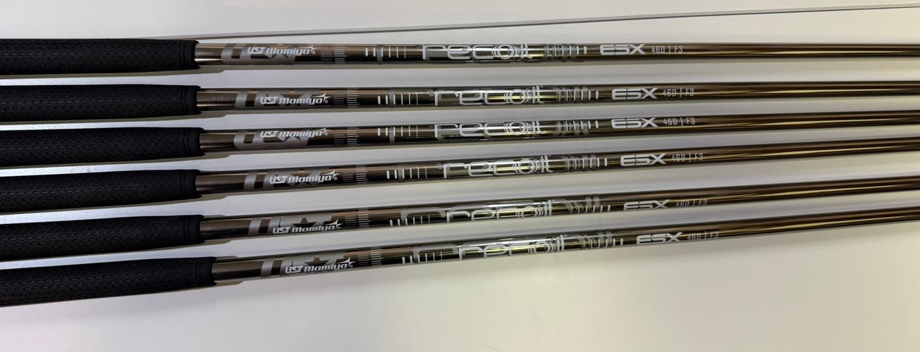 UST Mamiya Recoil ESX 460 F3 graphite shafts
