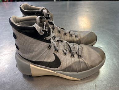 Used Nike Junior 05 Basketball Shoes 11868-s000054954