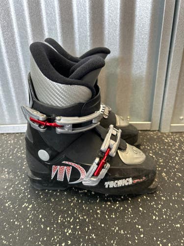 Used Tecnica Rj 205 Mp - J01 Boys' Downhill Ski Boots 11868-s000053306