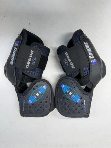 Used Cooper Sg 900 Senior Sm Elbow Pads - Black Navy 11835-s000195233