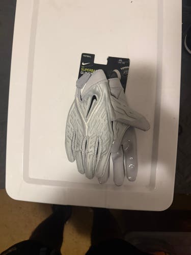 Gray Adult Nike Superbad Gloves (New)