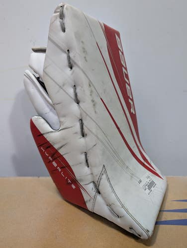 Used Bauer Vap Hyperlite 2 Senior Goalie Blocker White 11727-s000195200