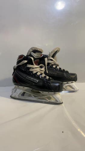 Used Bauer Vapor X 700 Jr 1.5 Gskt Junior Goalie Skate Junior 01.5 11615-s000271362