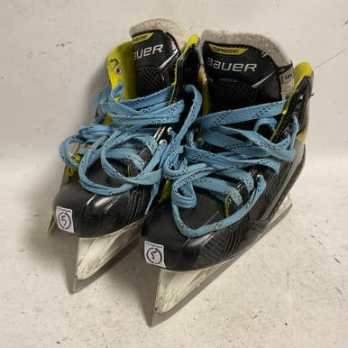 Used Bauer Supreme 3s Intermediate Goalie Skate White Black Yellow Intermediate 5.0 11855-s000190110