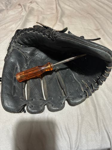 Used Nike Keystone Diamond Ready Baseball Glove
