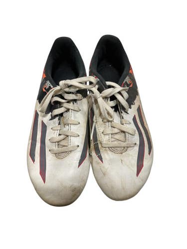 Used Adidas Soccer Cleats White Junior 04 11847-s000029455