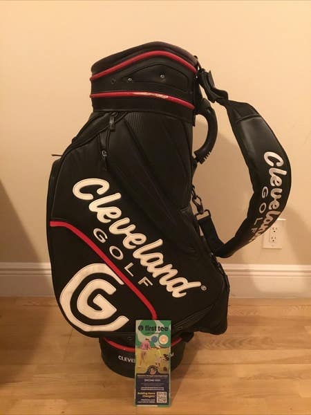 cleveland golf bag rain cover Cleveland Golf Staff Bag with 6-way Dividers & Rain Cover | SidelineSwap