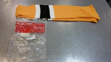 Used Ccm Hockey Sock Yellow 20" 11339-s000195374