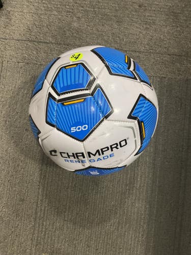 Used Champro RENEGADE All Size Soccer Ball White 5 11614-S000239366