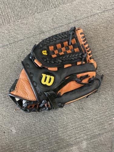 Used Wilson A500 BB/SB Glove RH Throw Brown And Black 12" 11614-S000239300