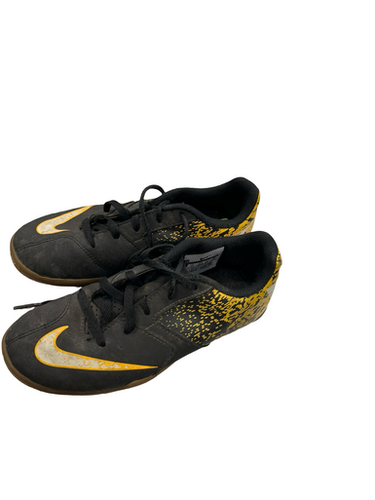 Used Nike Soccer Indoor Shoes Black Junior 01 11682-s000071035