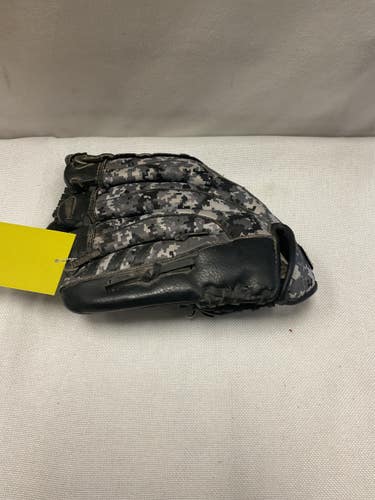Used Adidas EAZY CLOSE BB/SB Glove RH Throw Black 11" 11490-S000274817