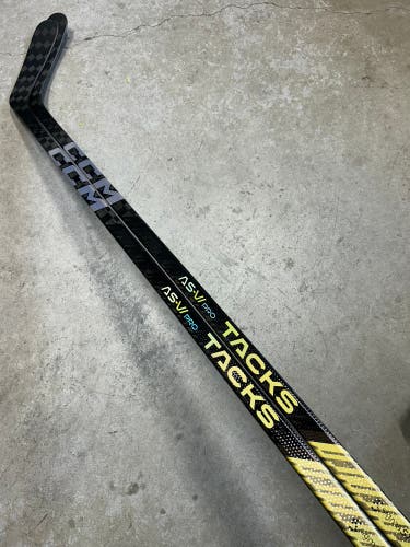 2 PACK 75 Flex P29 Senior CCM Tacks AS-VI Pro Right Hand Hockey Stick Pro Stock (New)