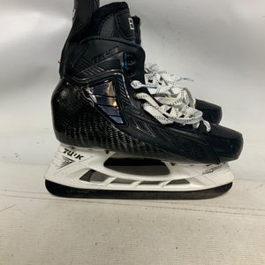 Used True CUSTOM EP Senior Hockey Skate Senior 9.5 11823-S000040408