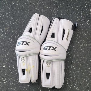 Used STX STALLION HD Lacrosse Arm Pads/Guards White LG 11849-S000041510