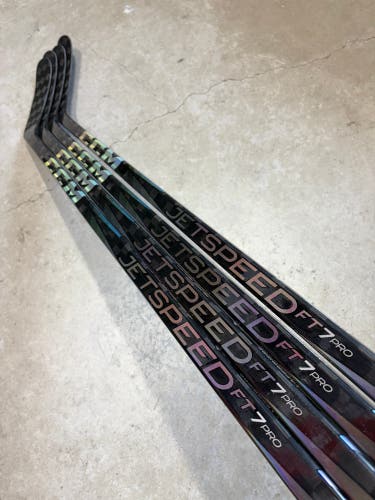 4 PACK 85 Flex P28M Senior CCM Jetspeed FT7 Pro Right Hand Hockey Stick Pro Stock