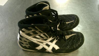 Used Asics Wrestling Shoes Black Senior 7.5 11868-s000066359