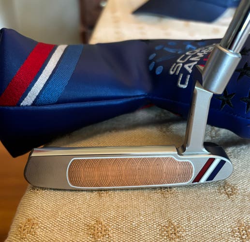 Unisex Scotty Cameron Champions Choice Button Back Blade Right Handed Putter 35" (Used)