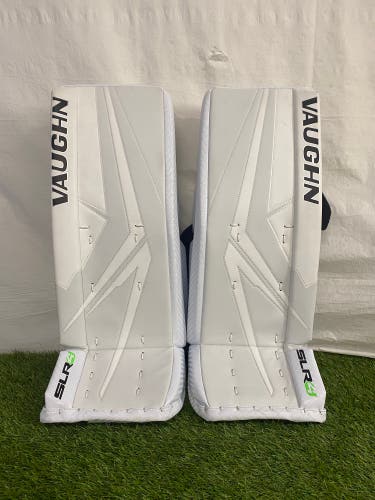 Vaughn SLR4 Goalie Leg Pads | Junior Size 26" (+2)