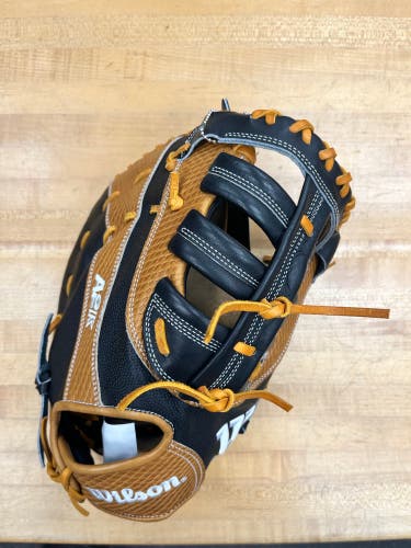 Wilson RHT First Base A2k 2820 Baseball Glove 12.25" (New)