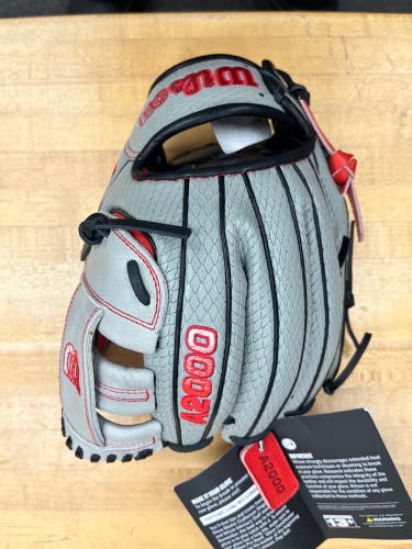 Wilson RHT Infield A2000 TA7 Baseball Glove 11.5" (New)