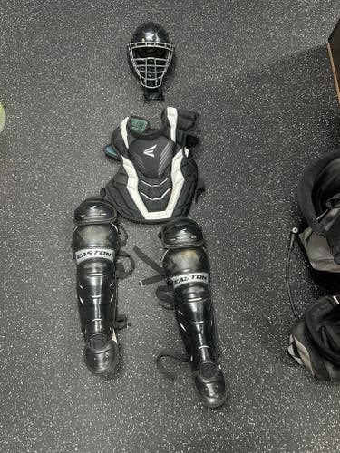 Easton Elite x Catcher's Set (Used)