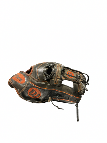 Used Wilson A2000 GLOVE BB/SB Glove RH Throw Black 11 3/4" 11834-S000053117
