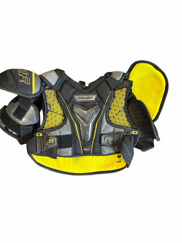 Used Bauer SUPREME 1S Intermediate Shoulder Pads SM 11682-S000134863