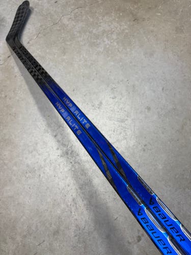 2 PACK 112 Flex P92M Senior Bauer Vapor Hyperlite2 Right Hand Hockey Stick (New) Pro Stock