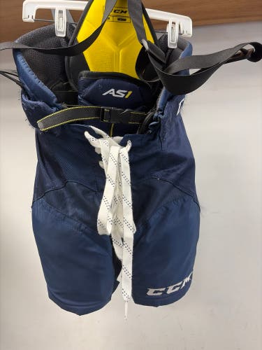 Junior Medium CCM Super Tacks AS1 Hockey Pants (Used)