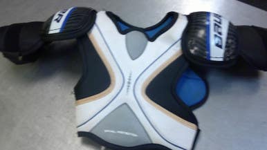 Used Bauer One 15 Junior Shoulder Pads Sm 11339-s000196479