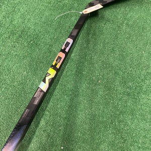 CCM JetSpeed FT8 Pro Hockey Stick Right Handed | P28 50 Flex