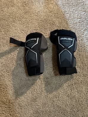 Bauer GSX Ice Hockey Goalie Knee Guards