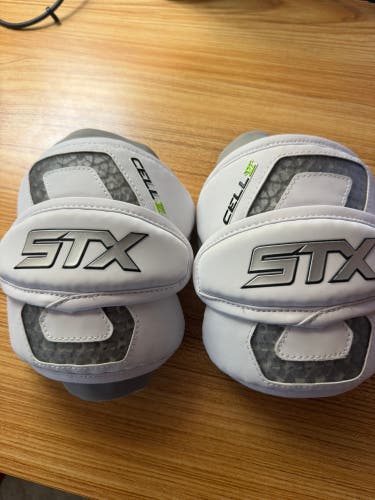 Medium/Large Adult STX Cell VI Arm Pads (New)